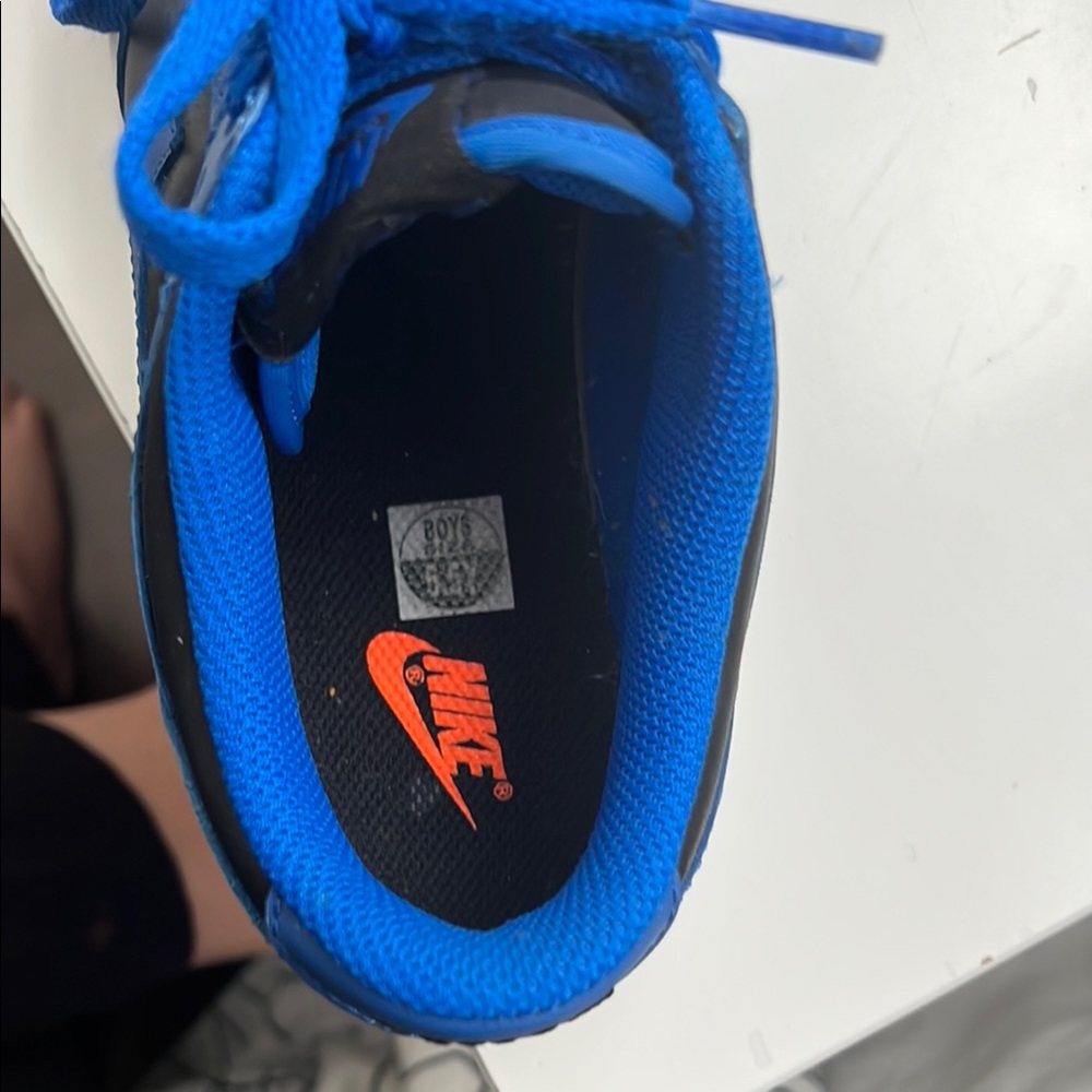 Blue and Black Nike Dunks. Size 5.5 youth. - Picture 5 of 5